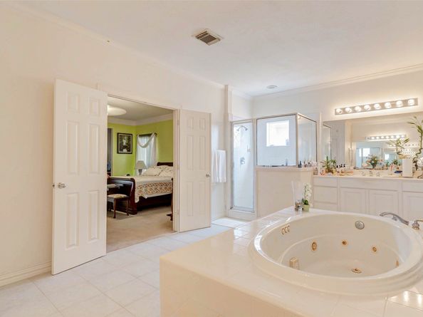 6131 Stoney Brook Drive, Houston TX 77036