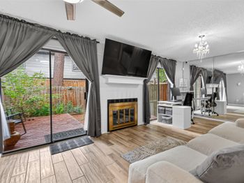 14 E Willowwood Court