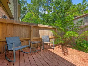 14 E Willowwood Court, The Woodlands TX 77381