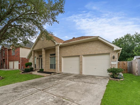 5422 Melody Park, Houston TX 77066