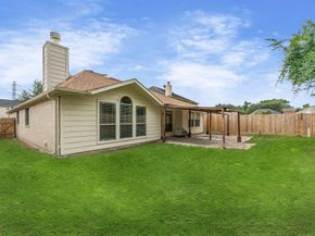 5422 Melody Park, Houston TX 77066