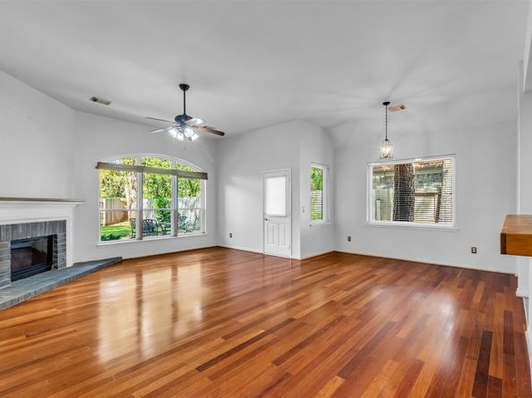 42 Tranquil Glade Place, The Woodlands TX 77381