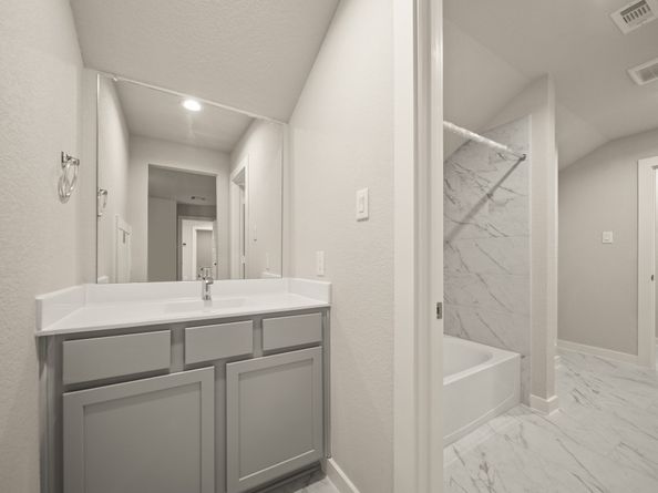 1960 Scarlet Yaupon Way, Conroe TX 77301