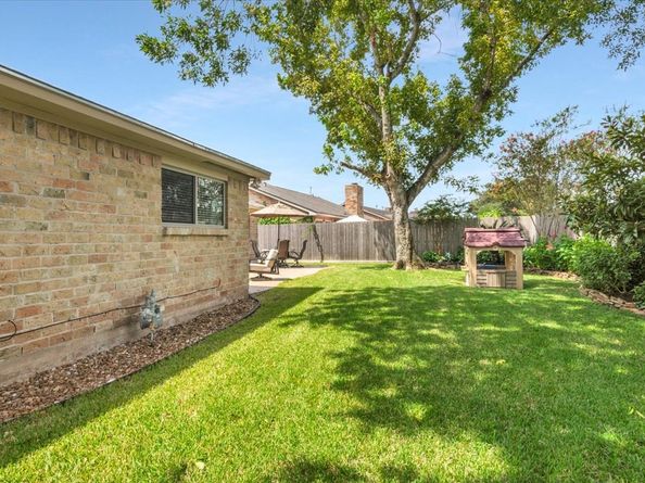 3143 Shawnee Drive, Sugar Land TX 77479