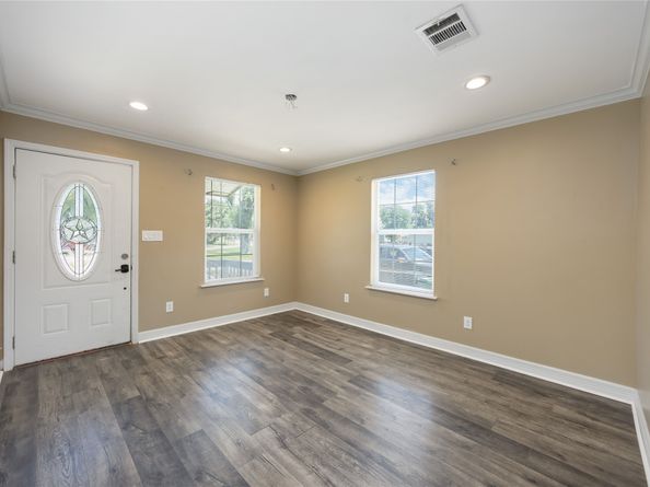 3606 Chickering Street, Houston TX 77026