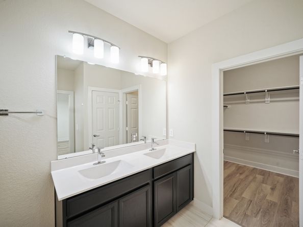 1720 Summerlyn Terrace Drive, Houston TX 77080