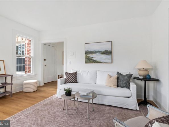 2527 Q Street NW 202, Washington DC 20007