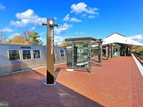 2050 Jamieson Avenue 1409, Alexandria VA 22314