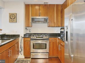 2050 Jamieson Avenue 1409, Alexandria VA 22314