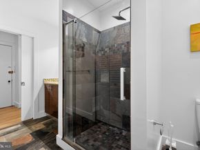 1725 17TH Street NW 114, Washington DC 20009