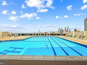604 S Washington Square 2506, Philadelphia PA 19106
