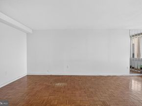 604 S Washington Square 2506, Philadelphia PA 19106