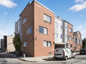 2555 Carpenter Street C, Philadelphia PA 19146