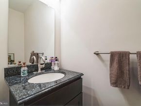 2555 Carpenter Street C, Philadelphia PA 19146