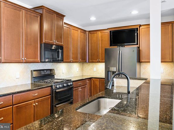 372 Carson Terrace, Huntingdon Valley PA 19006