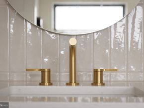 913 Symphony Circle SW, Vienna VA 22180