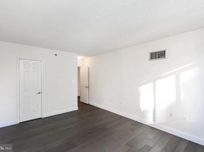4801 Fairmont Avenue 713, Bethesda MD 20814