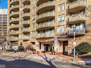 4801 Fairmont Avenue 713, Bethesda MD 20814