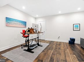 212 N 21st Street 1, Philadelphia PA 19103