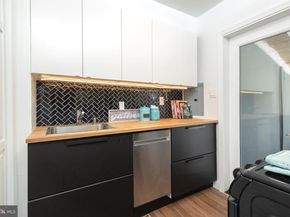 304 S Veitch Street, Arlington VA 22204
