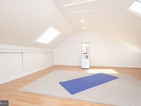 304 S Veitch Street, Arlington VA 22204
