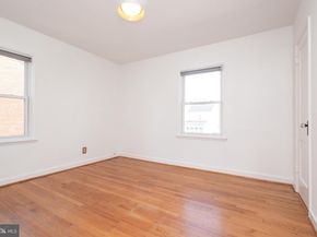304 S Veitch Street, Arlington VA 22204