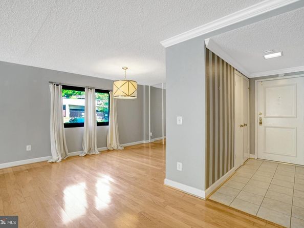 6101 Edsall Road 302, Alexandria VA 22304