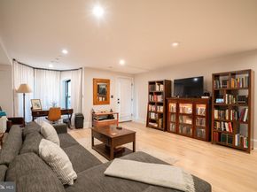 911 M Street NW, Washington DC 20001