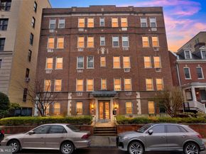 2010 Kalorama Road NW 304, Washington DC 20009