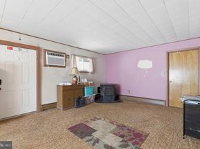 79 Autumn Lane, Levittown PA 19055