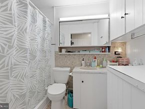 79 Autumn Lane, Levittown PA 19055