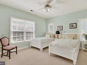 5807 Grosvenor Lane, Bethesda MD 20814