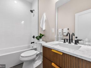 903 Emily Street, Philadelphia PA 19148