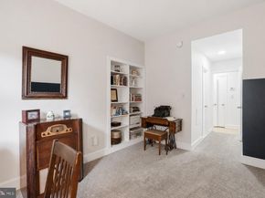 301 G Street NE 3, Washington DC 20002