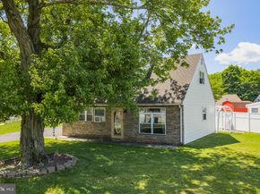 587 Arbor Road, Morrisville PA 19067