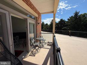 220 Carson Ter, Huntingdon Valley PA 19006
