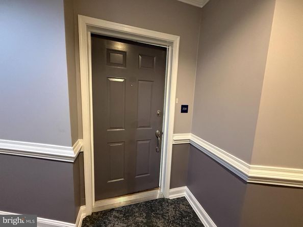 220 Carson Ter, Huntingdon Valley PA 19006