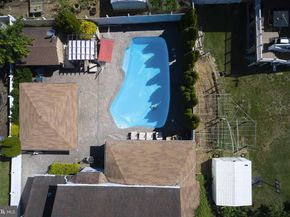 8905 Springview Road, Philadelphia PA 19115