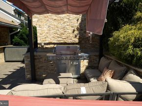 8905 Springview Road, Philadelphia PA 19115