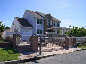 8905 Springview Road, Philadelphia PA 19115