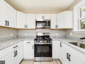 1022 Lawnton Terrace, Glenolden PA 19036