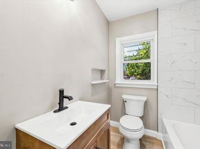 1022 Lawnton Terrace, Glenolden PA 19036
