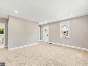 1022 Lawnton Terrace, Glenolden PA 19036
