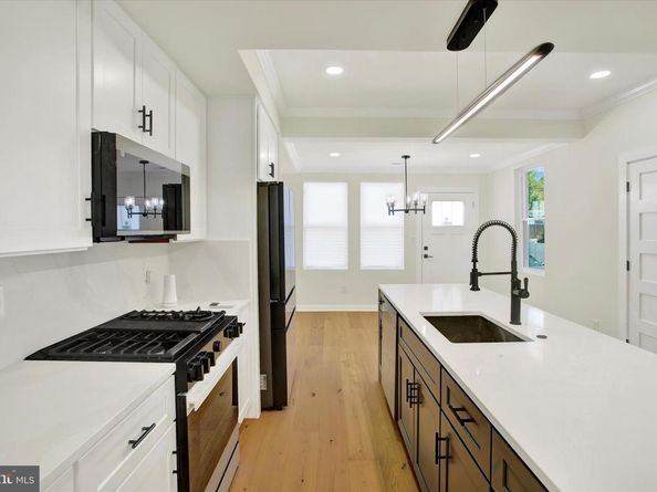 4721 9TH Street NW, Washington DC 20011