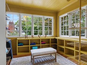5201 38TH Street NW, Washington DC 20015