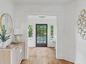 5201 38TH Street NW, Washington DC 20015
