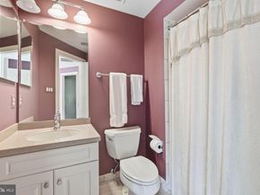 7818 Crownhurst Court, Mclean VA 22102