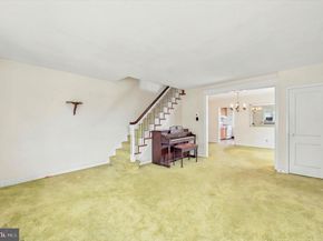 1423 Friendship Street, Philadelphia PA 19111