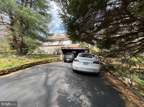 8204 Brookside Road, Elkins Park PA 19027