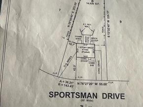 7400 Sportsman Drive, Falls Church VA 22043